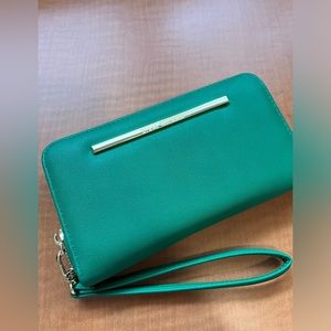 Steve Madden Wristlet